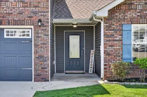 1044 Charles Thomas Drive Clarksville TN 37042