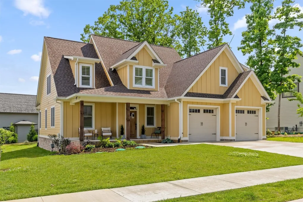 5070 Virginia Pine Road Signal Mountain TN 37377