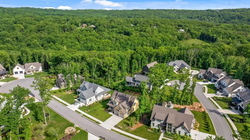 5070 Virginia Pine Road Signal Mountain TN 37377
