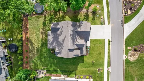 5070 Virginia Pine Road Signal Mountain TN 37377