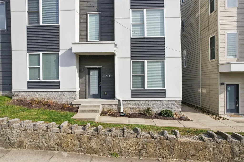 514 31st Ave, N Nashville TN 37209