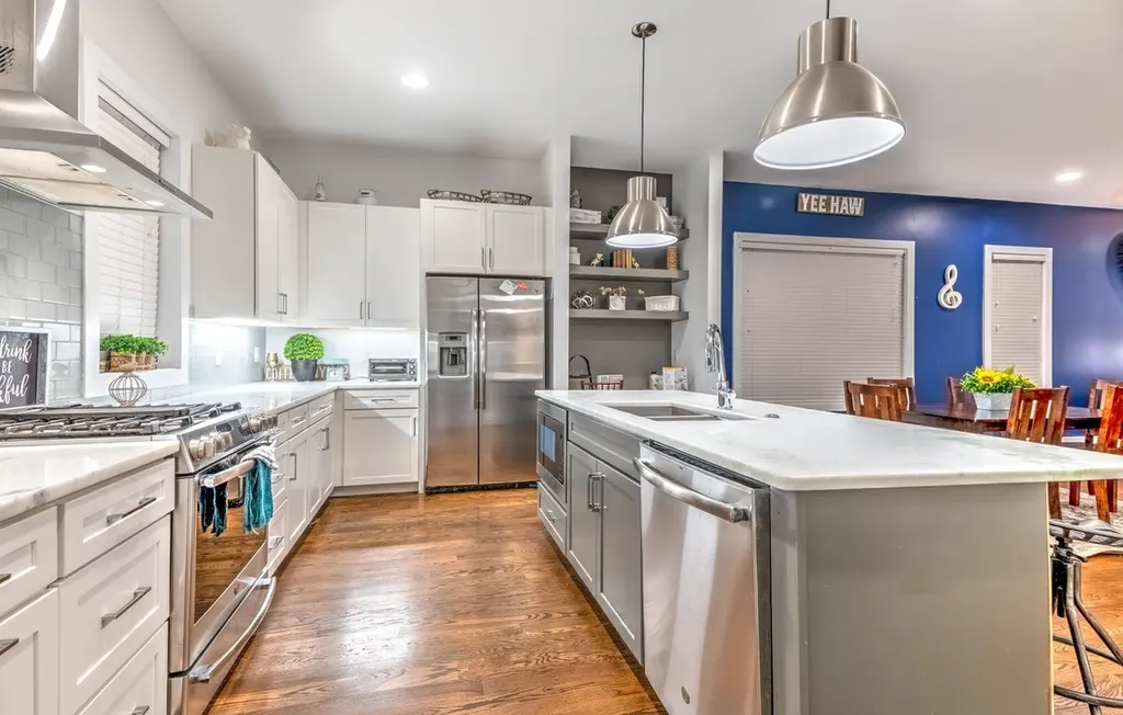 514 31st Ave, N Nashville TN 37209