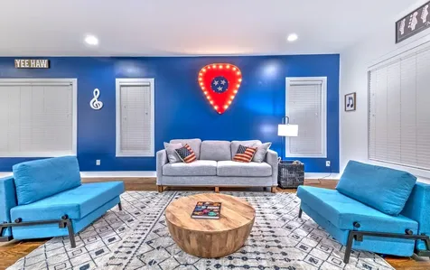 514 31st Ave, N Nashville TN 37209