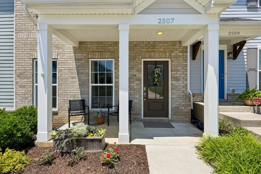 2507 Napa Valley Way Columbia TN 38401