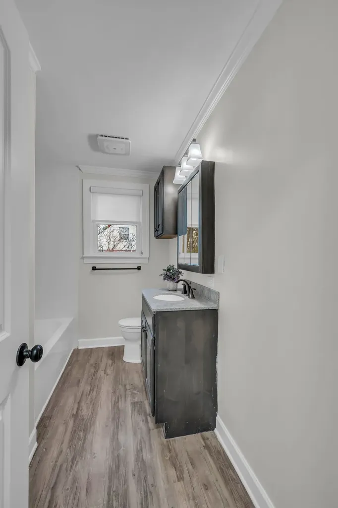 719 Woodmere Drive Nashville TN 37217