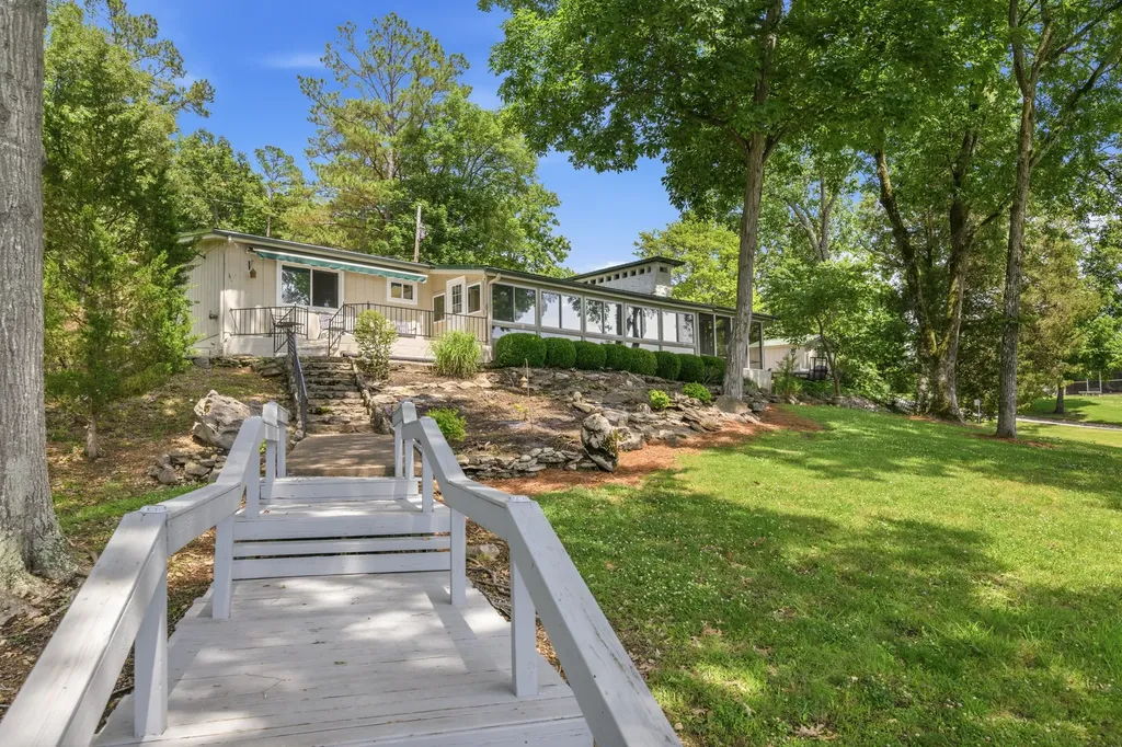241 Fred Cole Lane Sugar Tree TN 38380