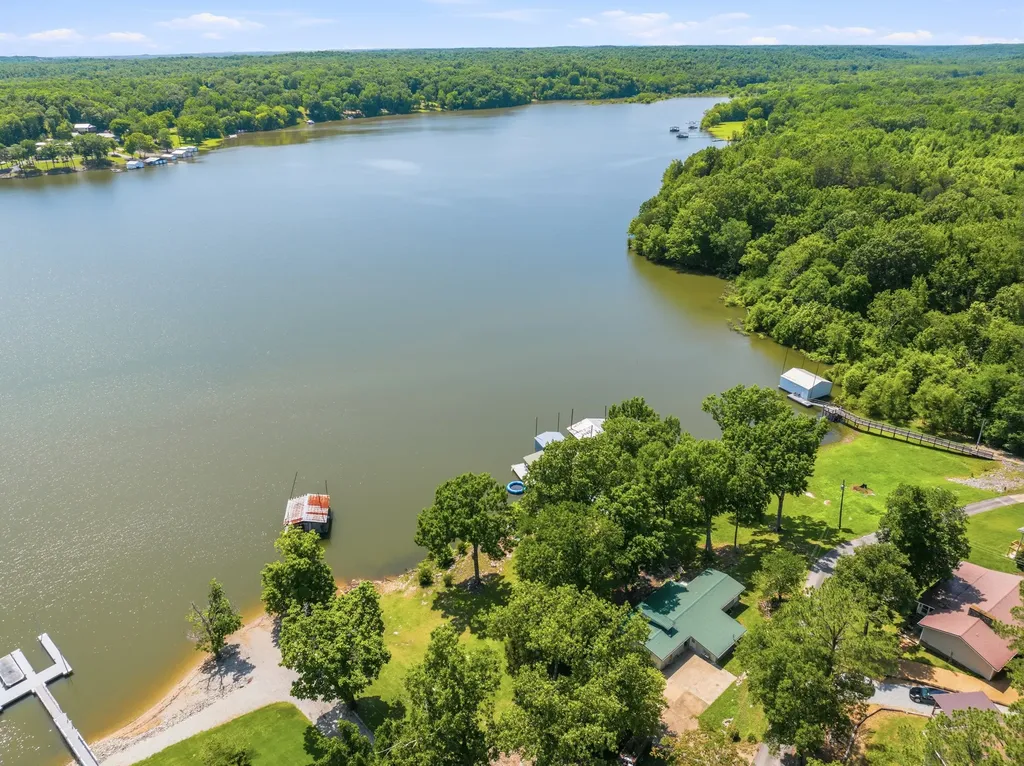 241 Fred Cole Lane Sugar Tree TN 38380