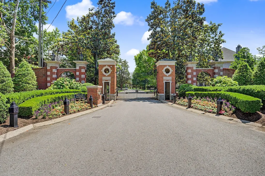 104 Middleton Circle Nashville TN 37215