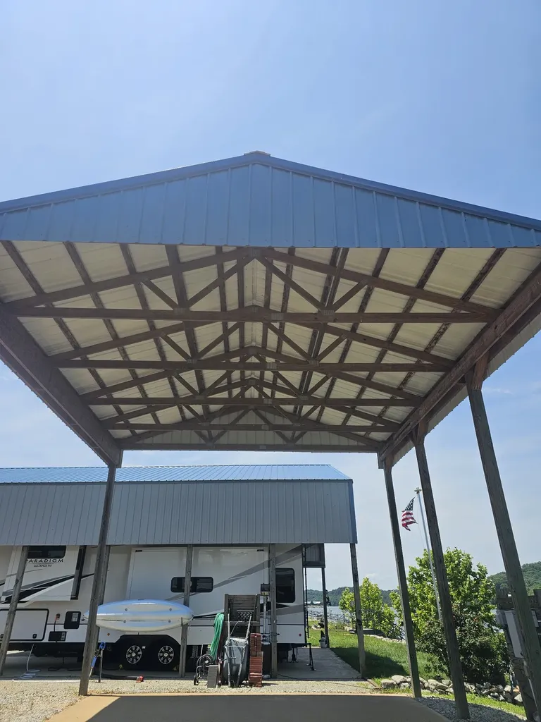 1089 River Front Drive Clifton TN 38425