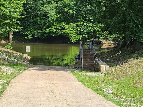 1089 River Front Drive Clifton TN 38425