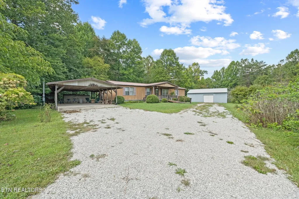 1345 Midway Road Crossville TN 38572