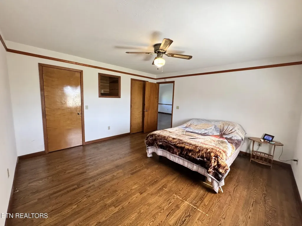 6986 S York Highway 6986 Clarkrange TN 38553