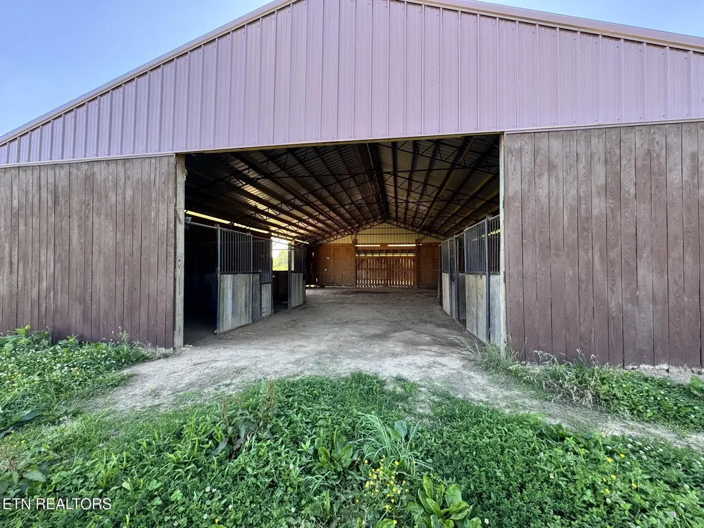 6986 S York Highway 6986 Clarkrange TN 38553