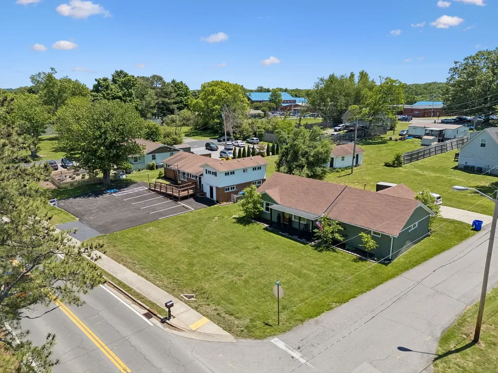 321 Highway 76 White House TN 37188