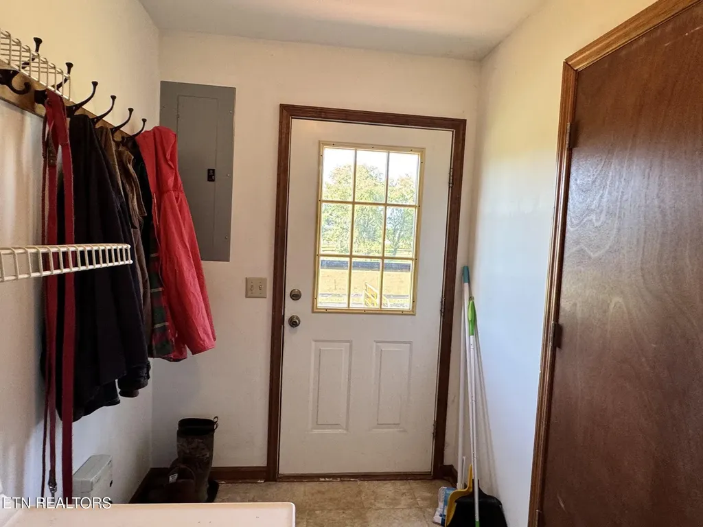 6986 S York Highway Clarkrange TN 38553