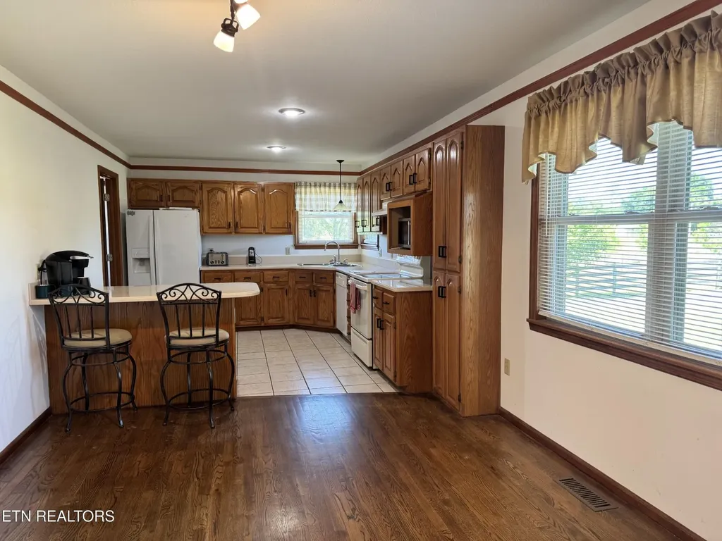 6986 S York Highway Clarkrange TN 38553