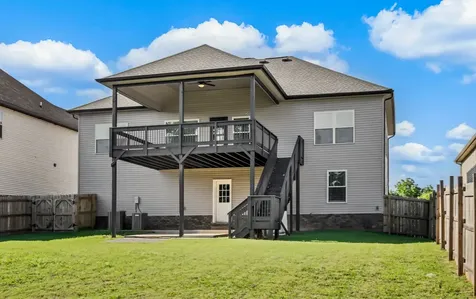1132 Henry Place Boulevard Clarksville TN 37042