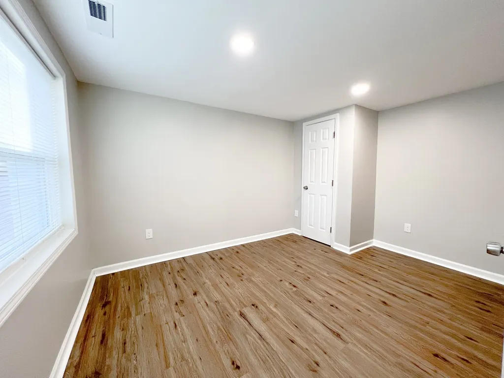 492 Oak Street Clarksville TN 37042