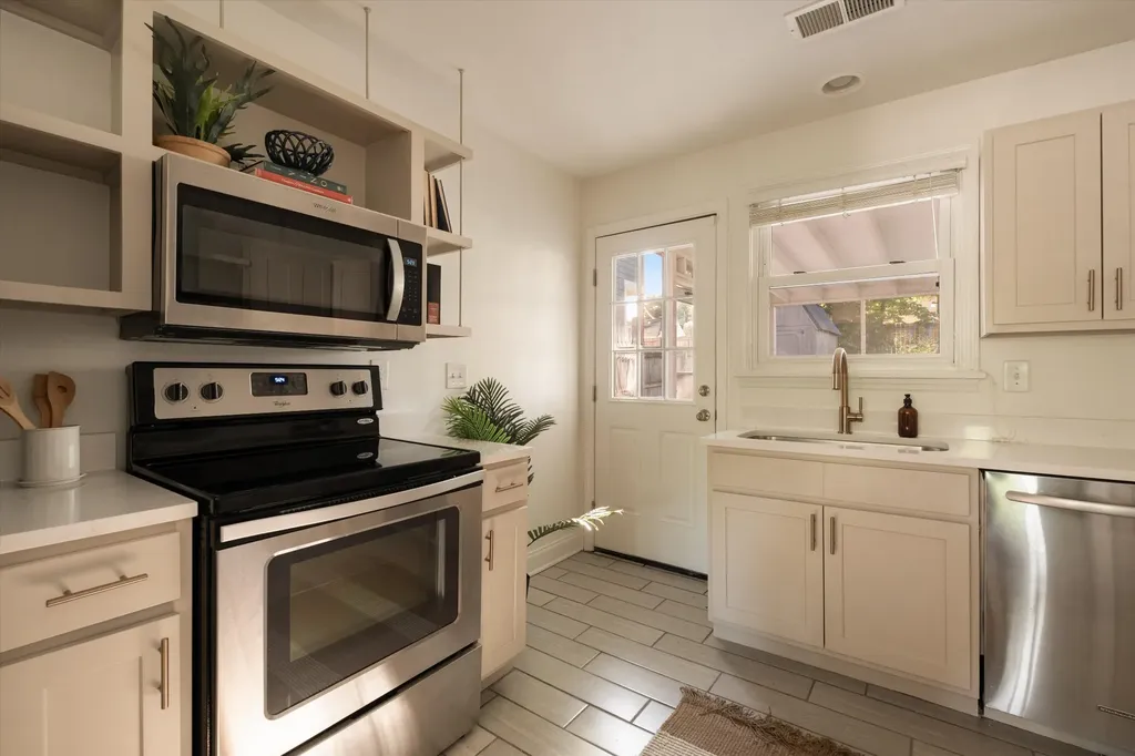 3725 Burrus Street Nashville TN 37216