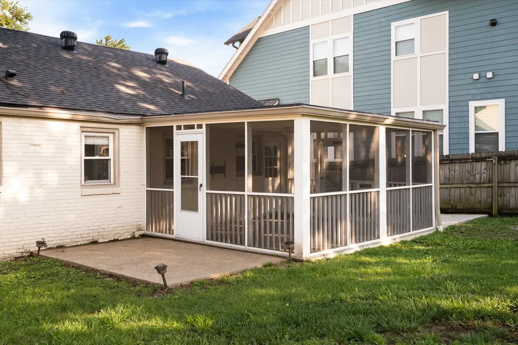 3725 Burrus Street Nashville TN 37216