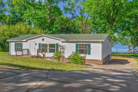 315 Riverview Drive Dover TN 37058