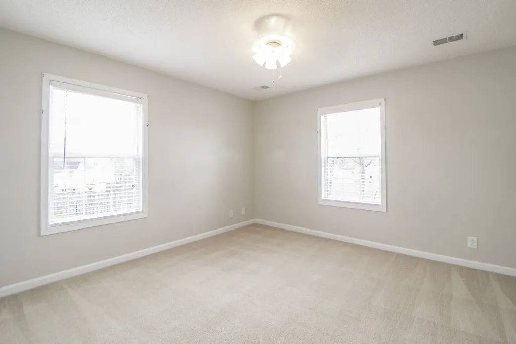 285 Sunny Slope Court Clarksville TN 37043
