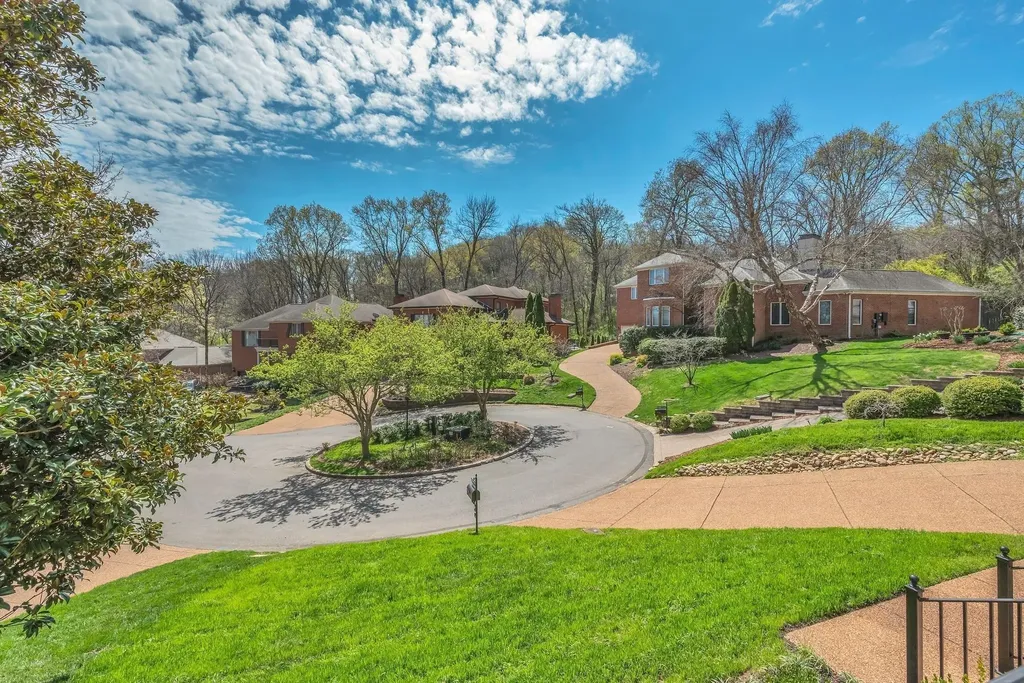 128 Abbeywood Drive Nashville TN 37215