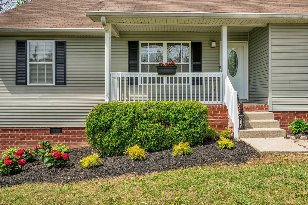 504 Hunter Court White Bluff TN 37187
