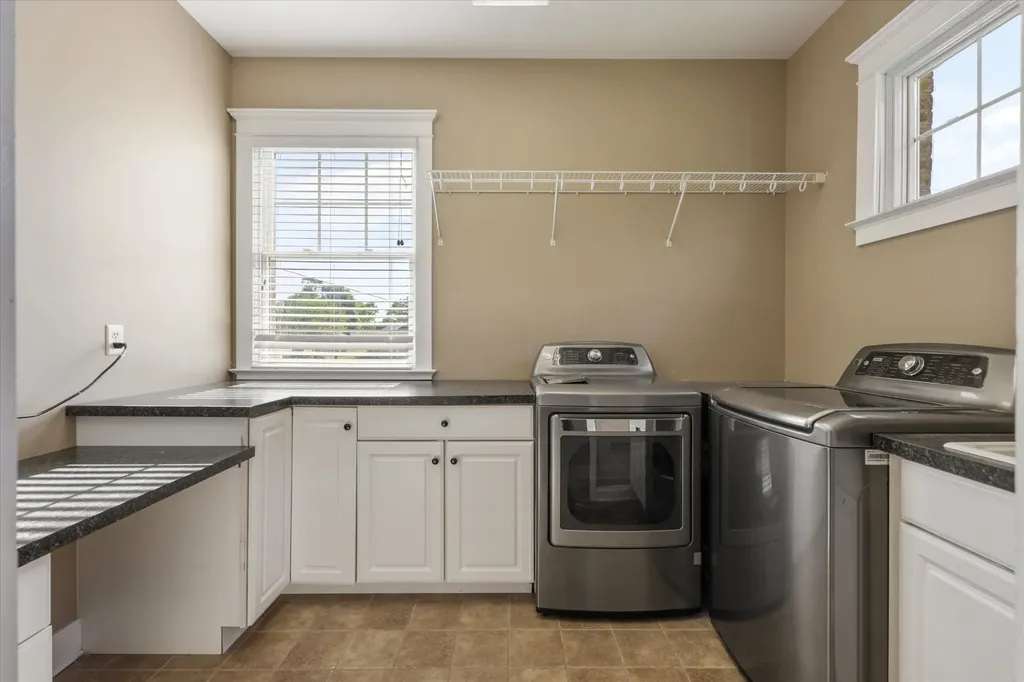 2177 Riverview Drive Dandridge TN 37725