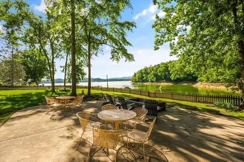 2177 Riverview Drive Dandridge TN 37725