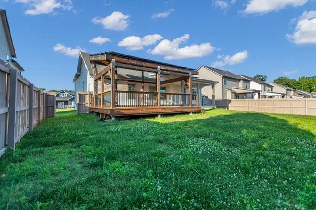 506 Latham Court Clarksville TN 37043