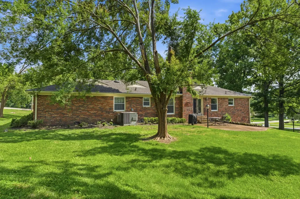 631 Forest Park Drive Brentwood TN 37027