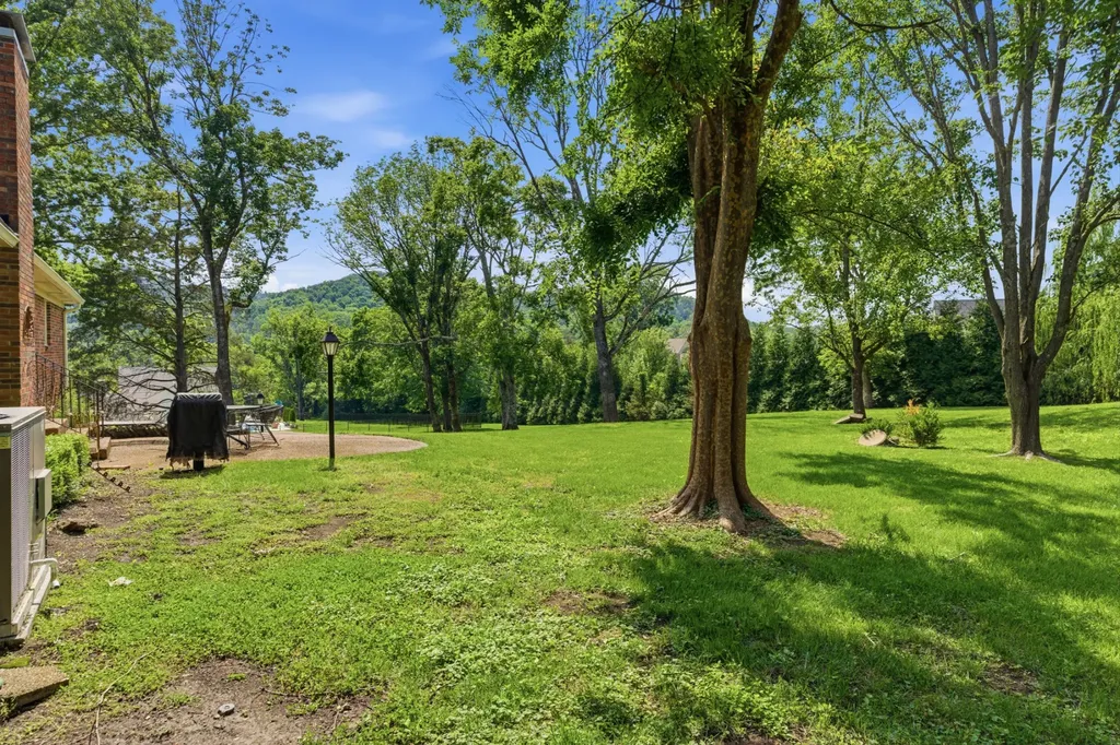 631 Forest Park Drive Brentwood TN 37027