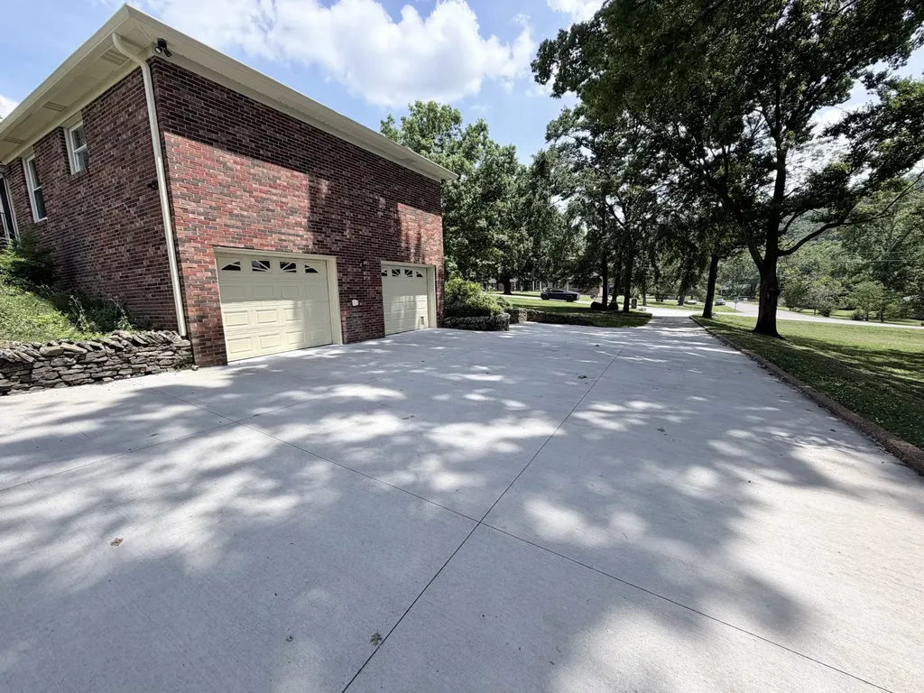 631 Forest Park Drive Brentwood TN 37027