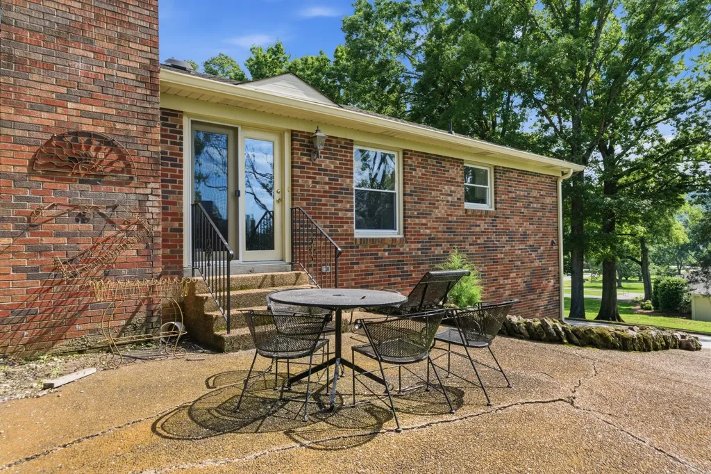 631 Forest Park Drive Brentwood TN 37027