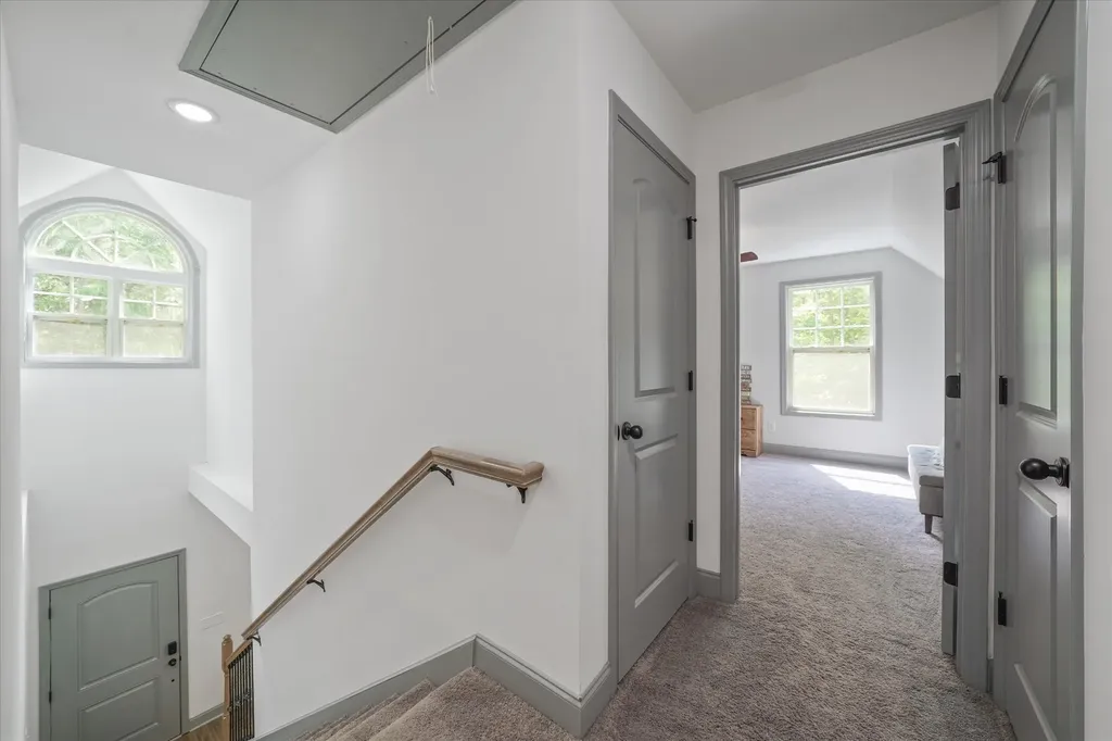 1925 Harbor Lane Dandridge TN 37725