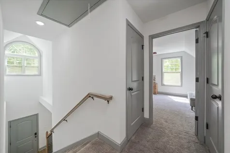 1925 Harbor Lane Dandridge TN 37725