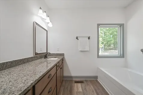 1925 Harbor Lane Dandridge TN 37725