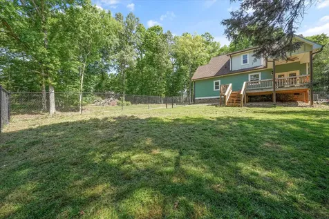 1925 Harbor Lane Dandridge TN 37725