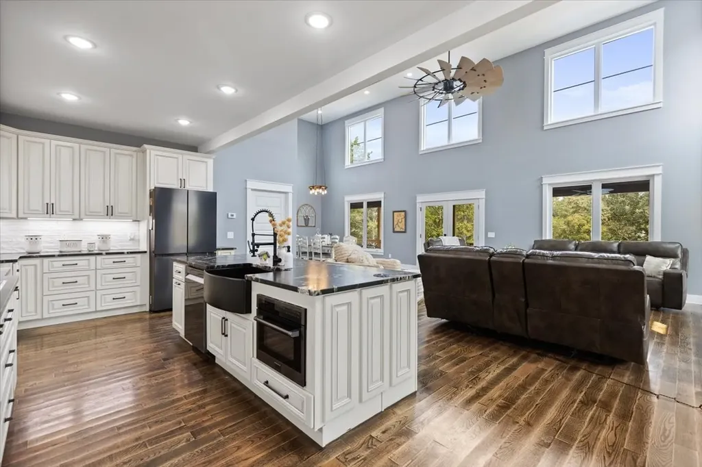 132 Hiwassee Drive Decatur TN 37322