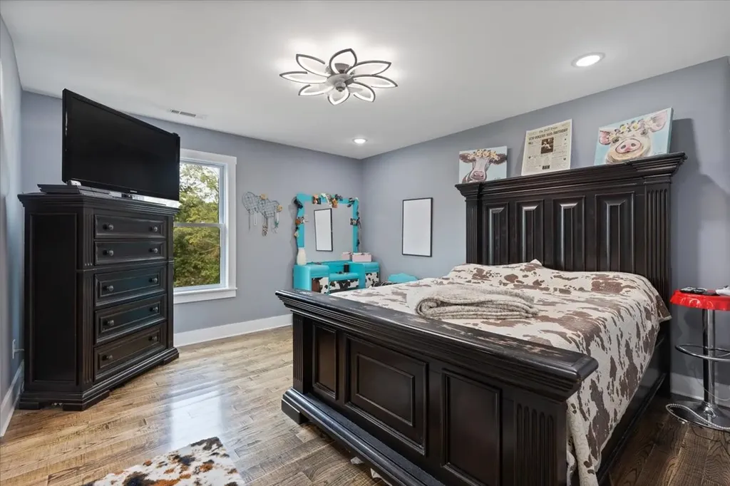 132 Hiwassee Drive Decatur TN 37322