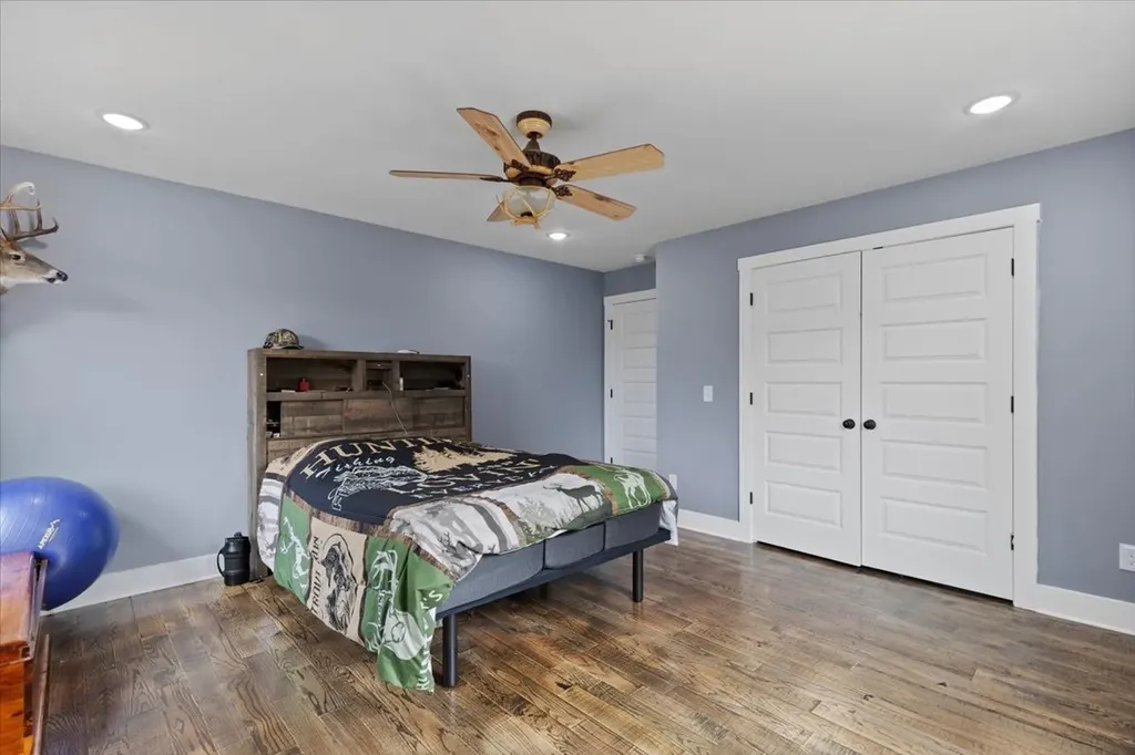 132 Hiwassee Drive Decatur TN 37322