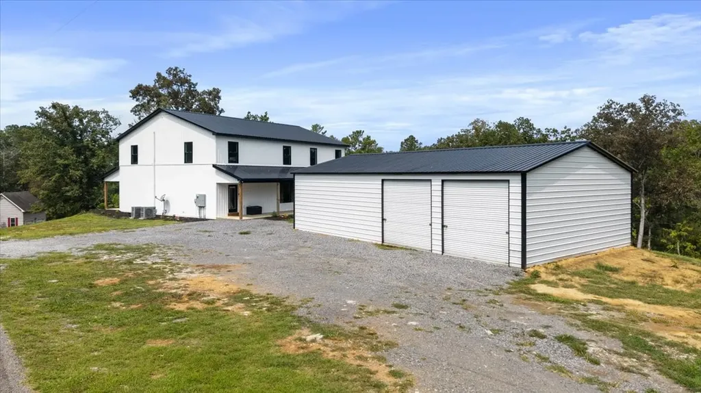 132 Hiwassee Drive Decatur TN 37322