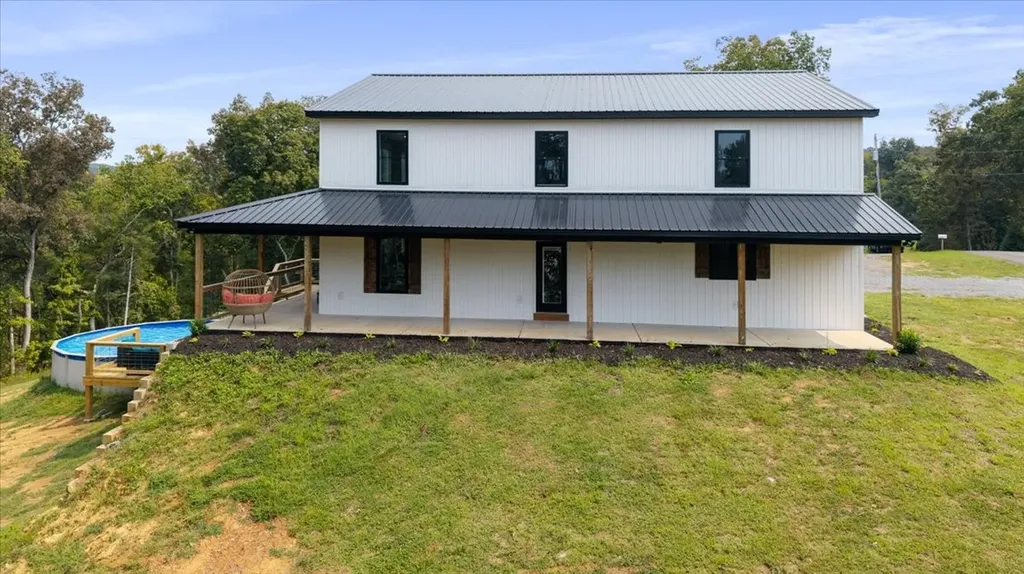 132 Hiwassee Drive Decatur TN 37322