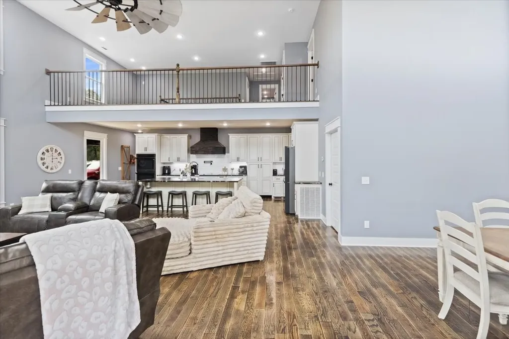 132 Hiwassee Drive Decatur TN 37322