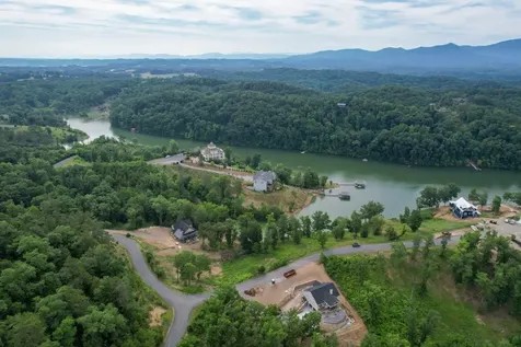 44 Stone Harbor Drive Dandridge TN 37725