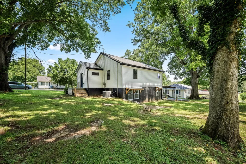 715 Cleveland Street Pulaski TN 38478