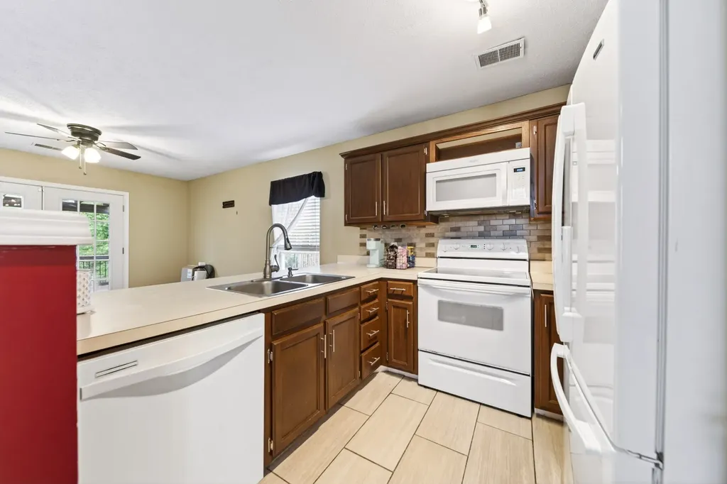 4021 Farmingham Woods Drive Hermitage TN 37076