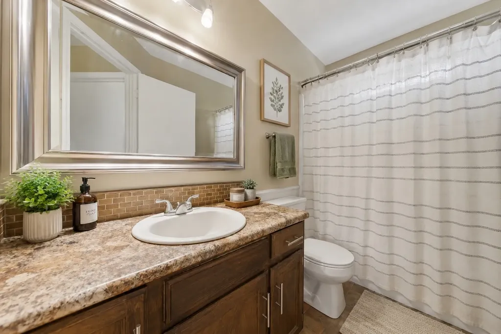4021 Farmingham Woods Drive Hermitage TN 37076