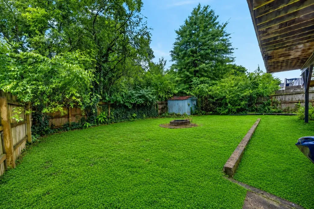 4021 Farmingham Woods Drive Hermitage TN 37076